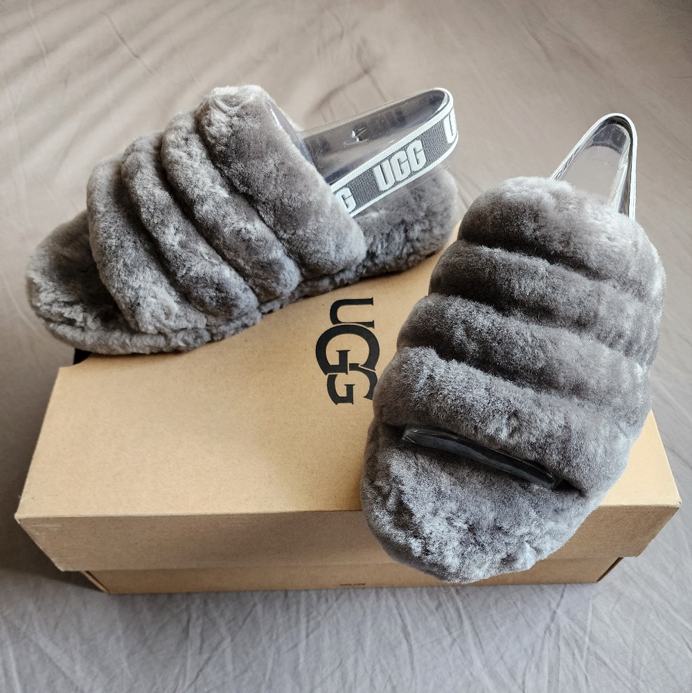 BRAND NEW UGG Fluff Yeah Slides ✨️